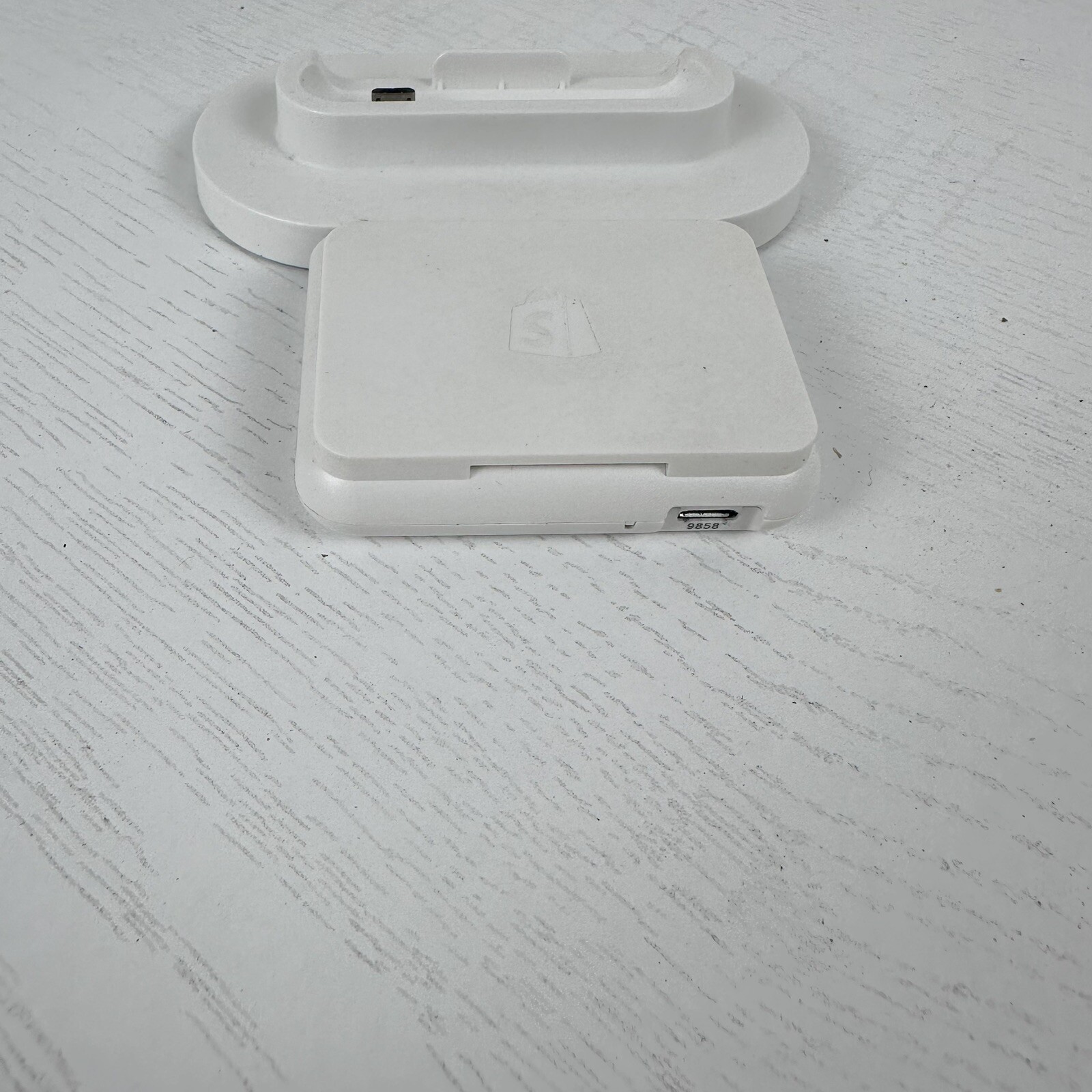 Shopify Chip And Swipe Card Reader Base Case White Point Of Sale POS No USB Cord