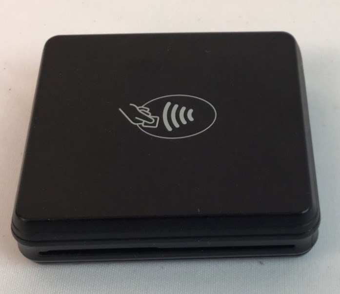 BBPOS ACS20 + 2AB7X-CHB2X Bluetooth Card Reader + Cradle/ Docking Station Excel