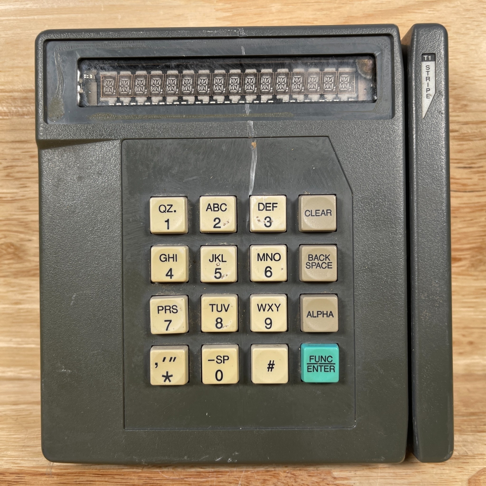 Verifone Tranz 330 Gray Portable Retail Credit Card Terminal Reader – For Parts