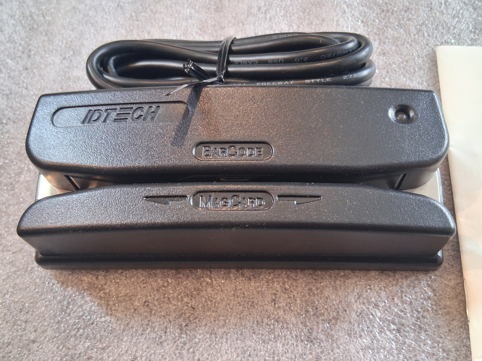 Idtech WCR3237-612U Omni Barcode and MagStripe Reader, Track 1, 2