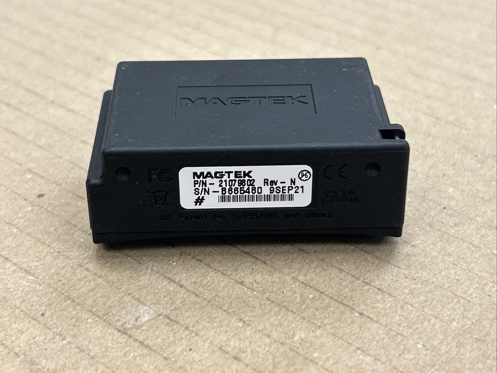Magtek 21079602 Rev N eDynamo Secure Mag/EMV Chip Mobile Credit Card Reader