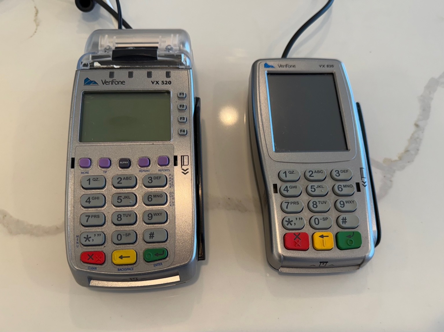 Verifone VX 520 + VX 820 Credit Card Terminal Bundle w/ Power Supply & Cables