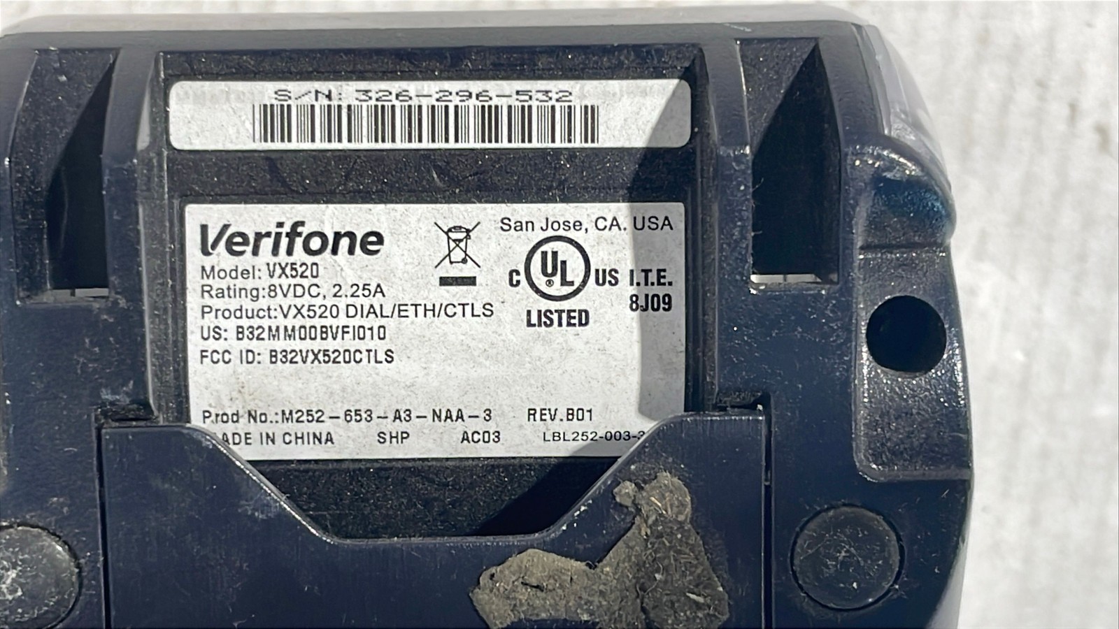 Ingenico iCT220 & VeriFone VX520 Credit Card Payment Terminals Lot Of 2