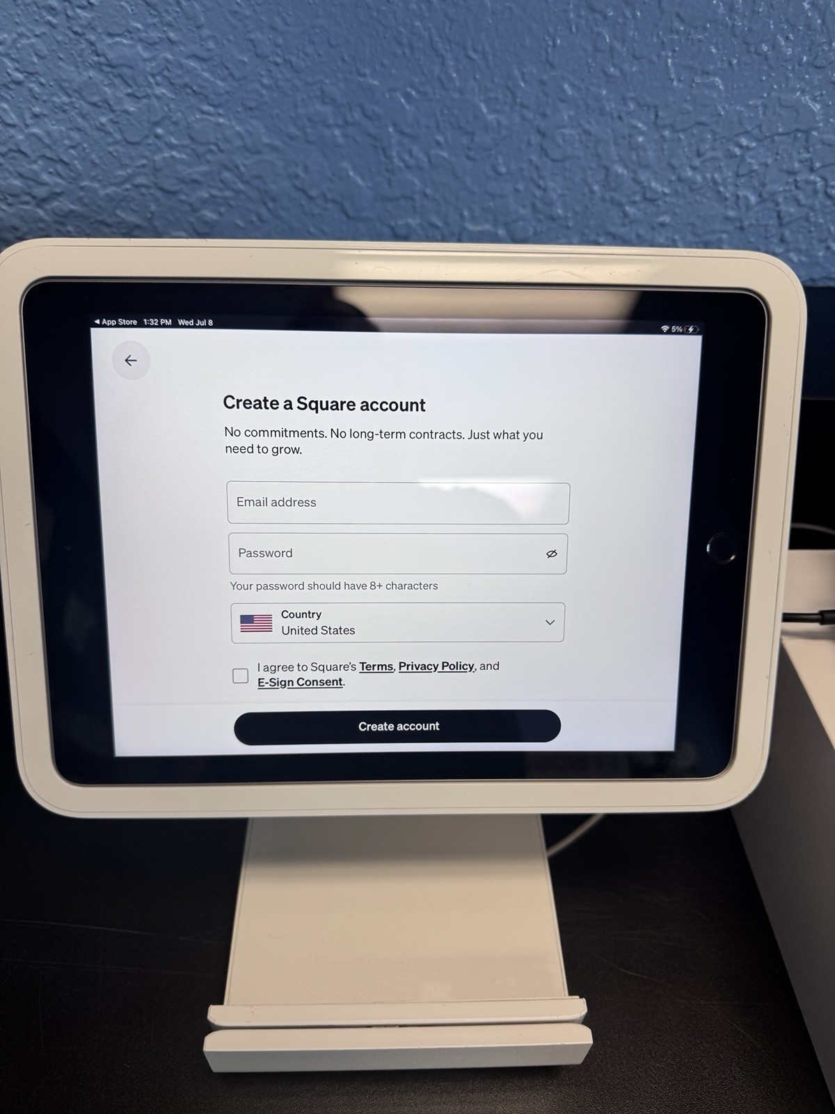 Square Terminal, an all-in-one credit card machine and point-of-sale system Used