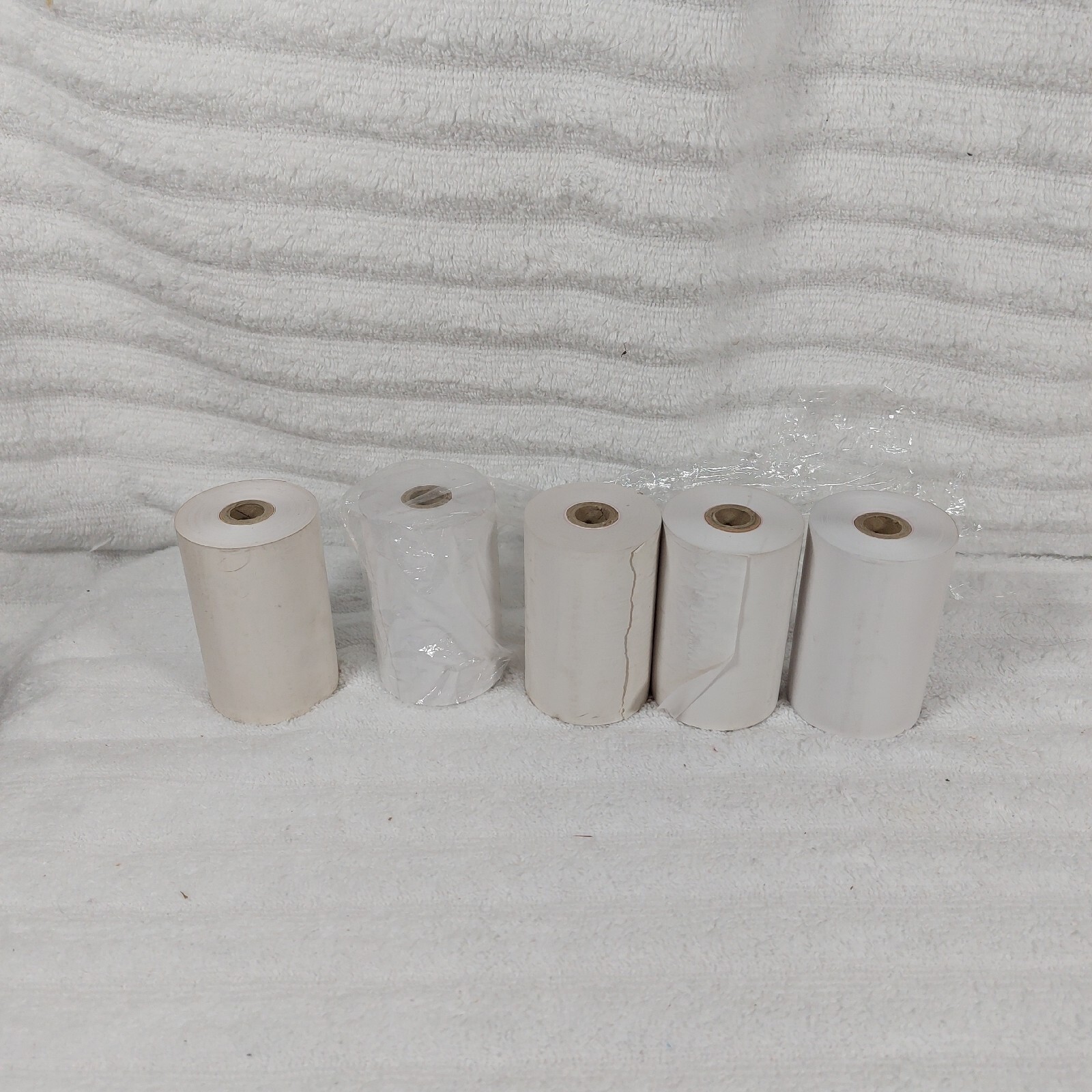 First Data FD-100 Credit Card Machine Terminal Reader & 25 Thermal Paper Rolls