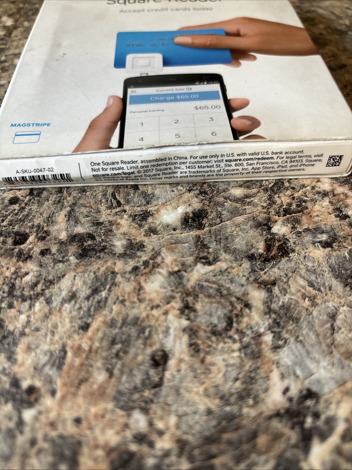 Square Credit Card Reader for Apple and Android Phones NEW