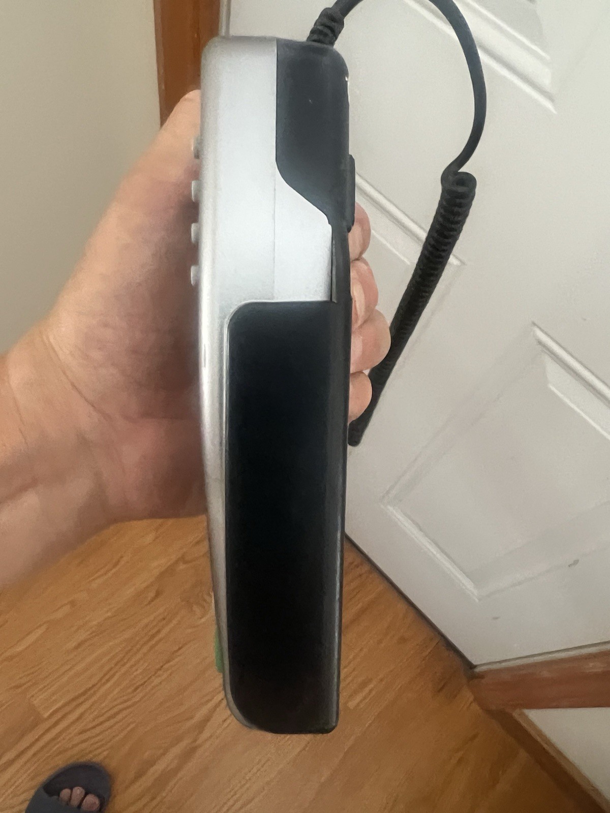 Verifone VX 680 3G Silver Handheld Bluetooth Wireless Credit Card Terminal