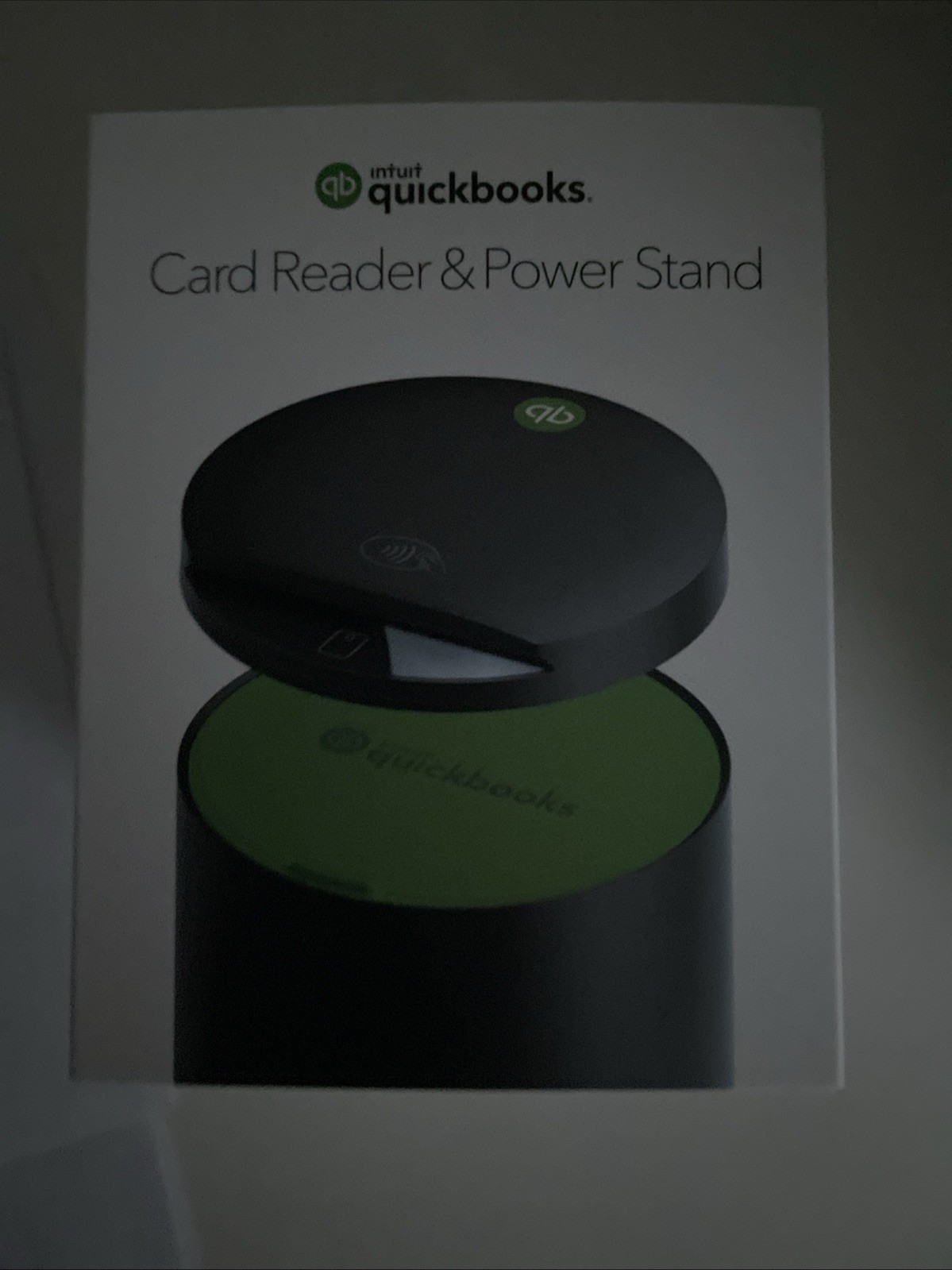 Intuit QuickBooks Credit Card Reader and Power Stand F11305 – Black /Green