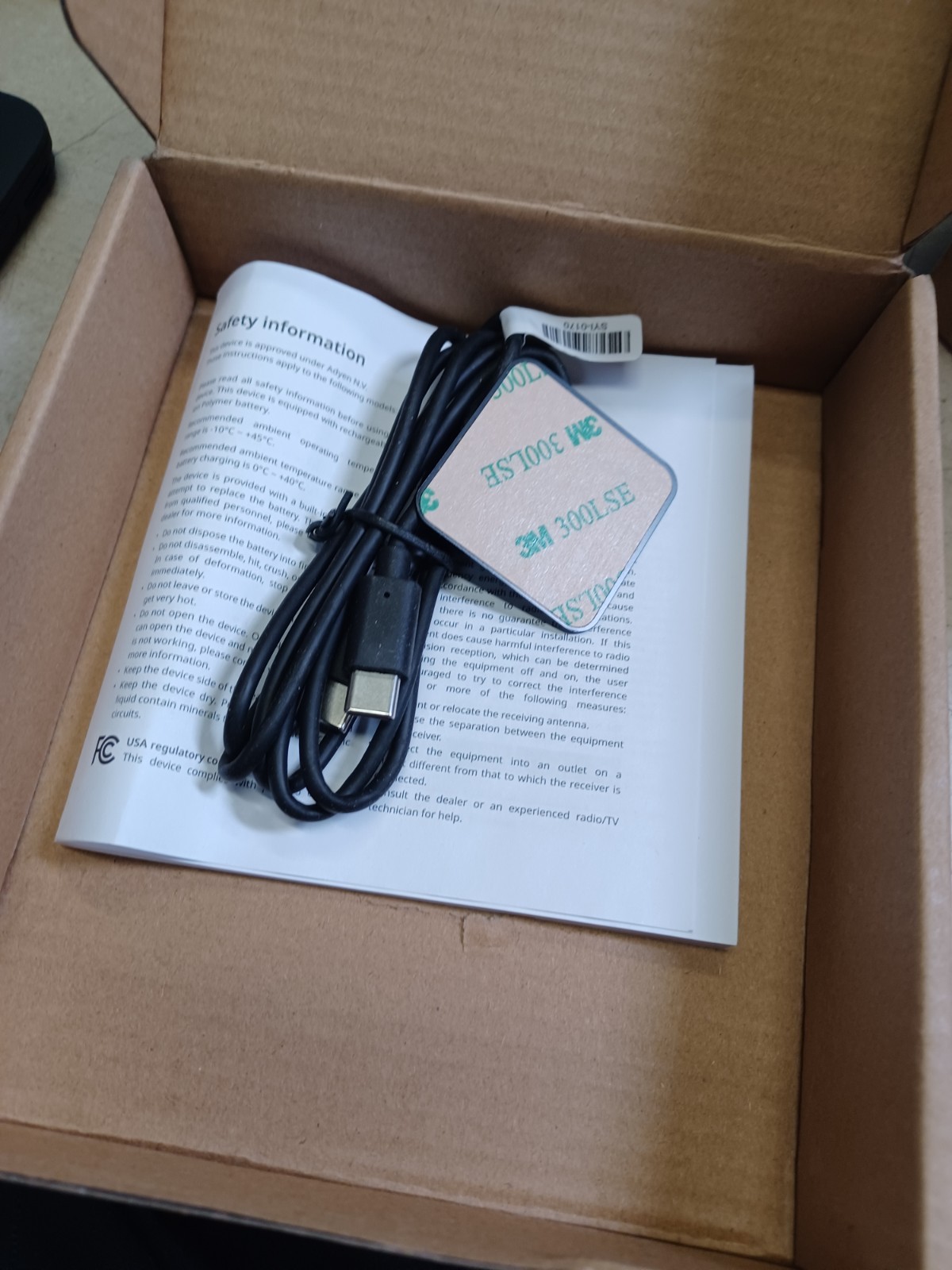 Adyen ADY-NYC1-WW-2 HandHeld Payment Terminal Card Reader