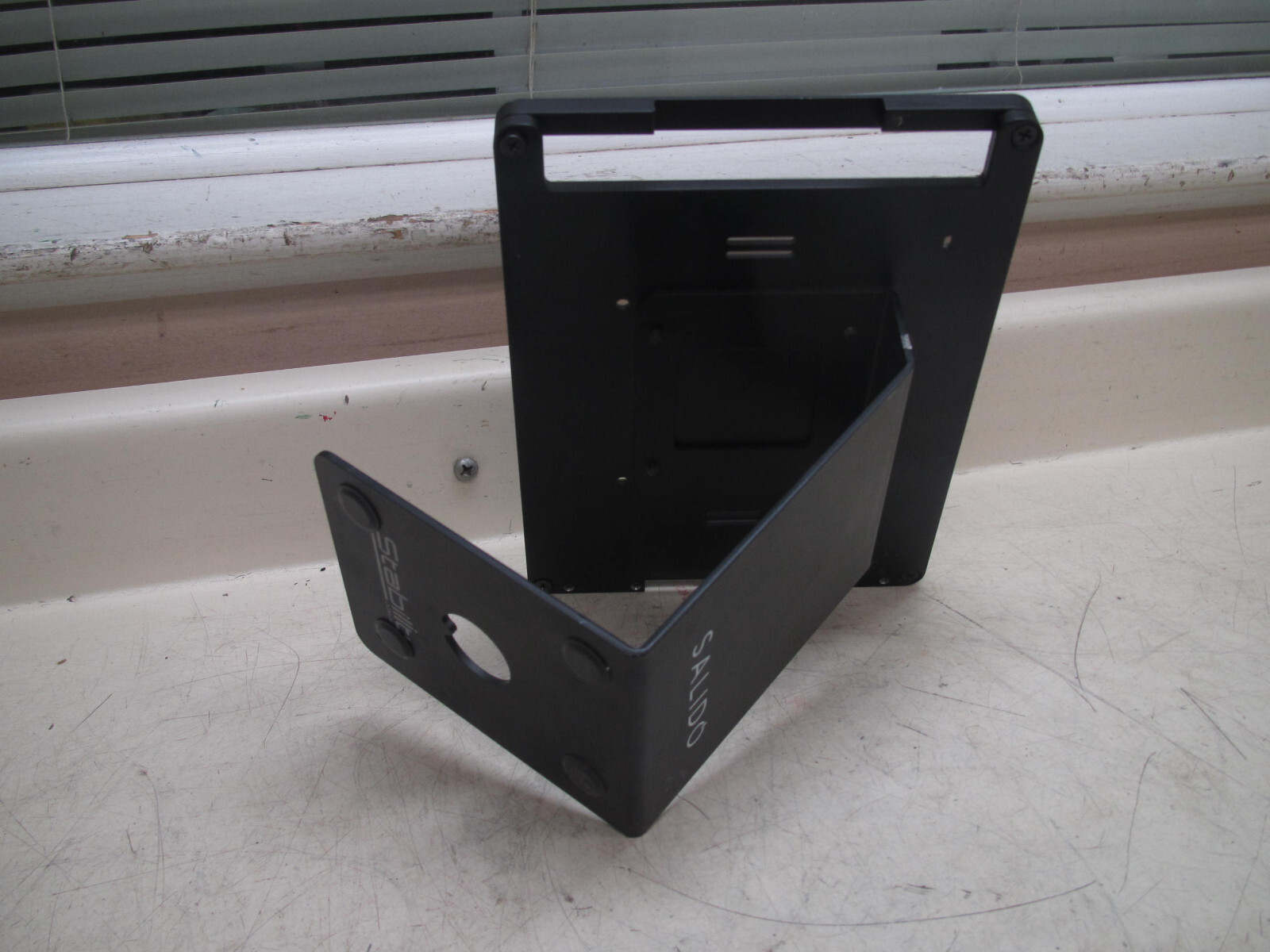 Salido Pro By Vault Store / Retail Stand For Credit / Debit Card Reader