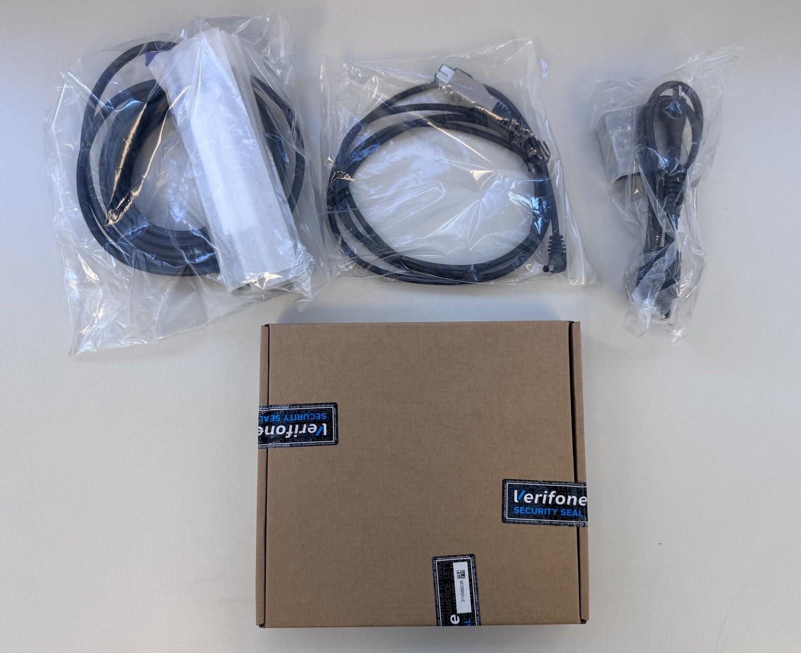 Verifone M440 8″ Display 2GB 16GB Credit Card Terminal M379-122-21-WWA-5