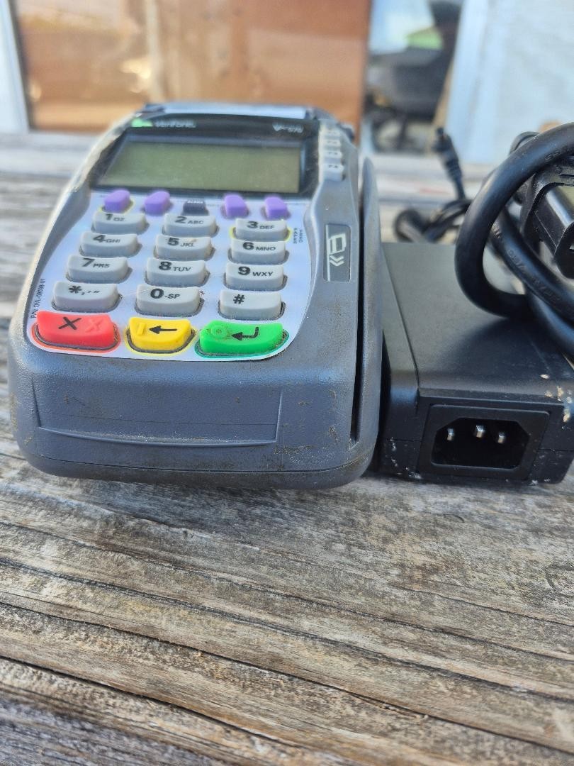 VX570 Payment Terminal, Dial-up, Ethernet, PCI PED, EMV Level 1/2 M257-050-04-NA