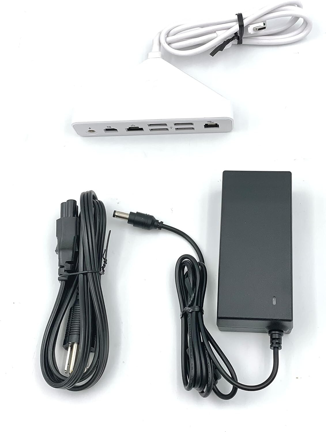 Clover Station Hub and Power Adapter, original – came with credit card reader