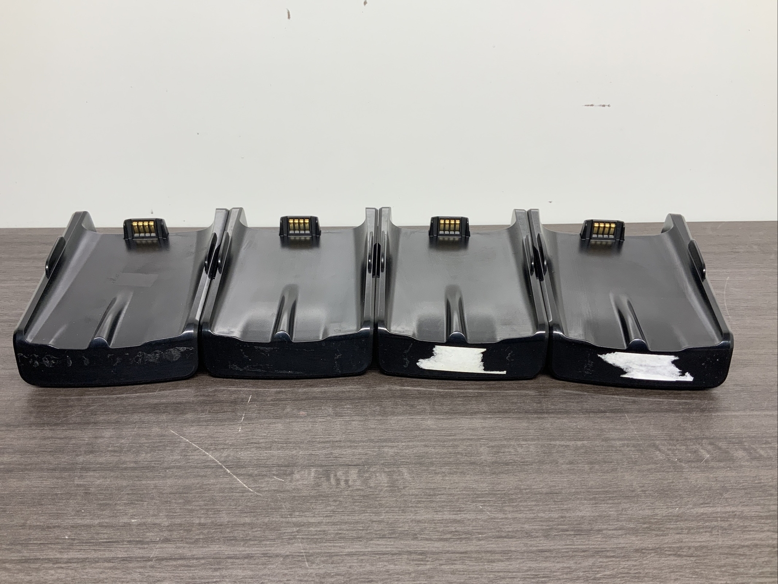Lot Of 4 INGENICO IWL200 Charging Base IWL220 IWL250 IWl255 – AR97