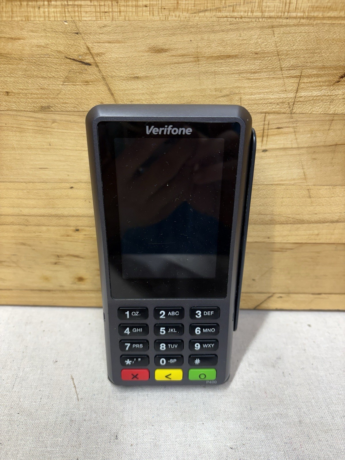 Verifone P400 Plus M435-003-04-NAA-5 + Stripe test card, ethernet attachment
