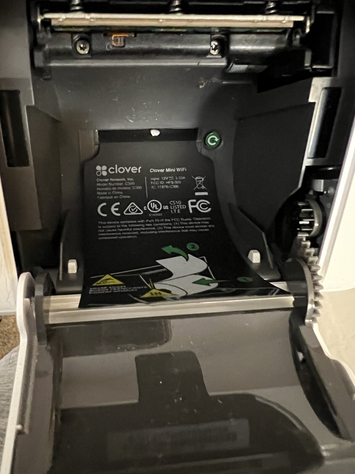 CLOVER POS 1.0 C100 SYSTEM POINT OF SALE STATION – Locked ￼