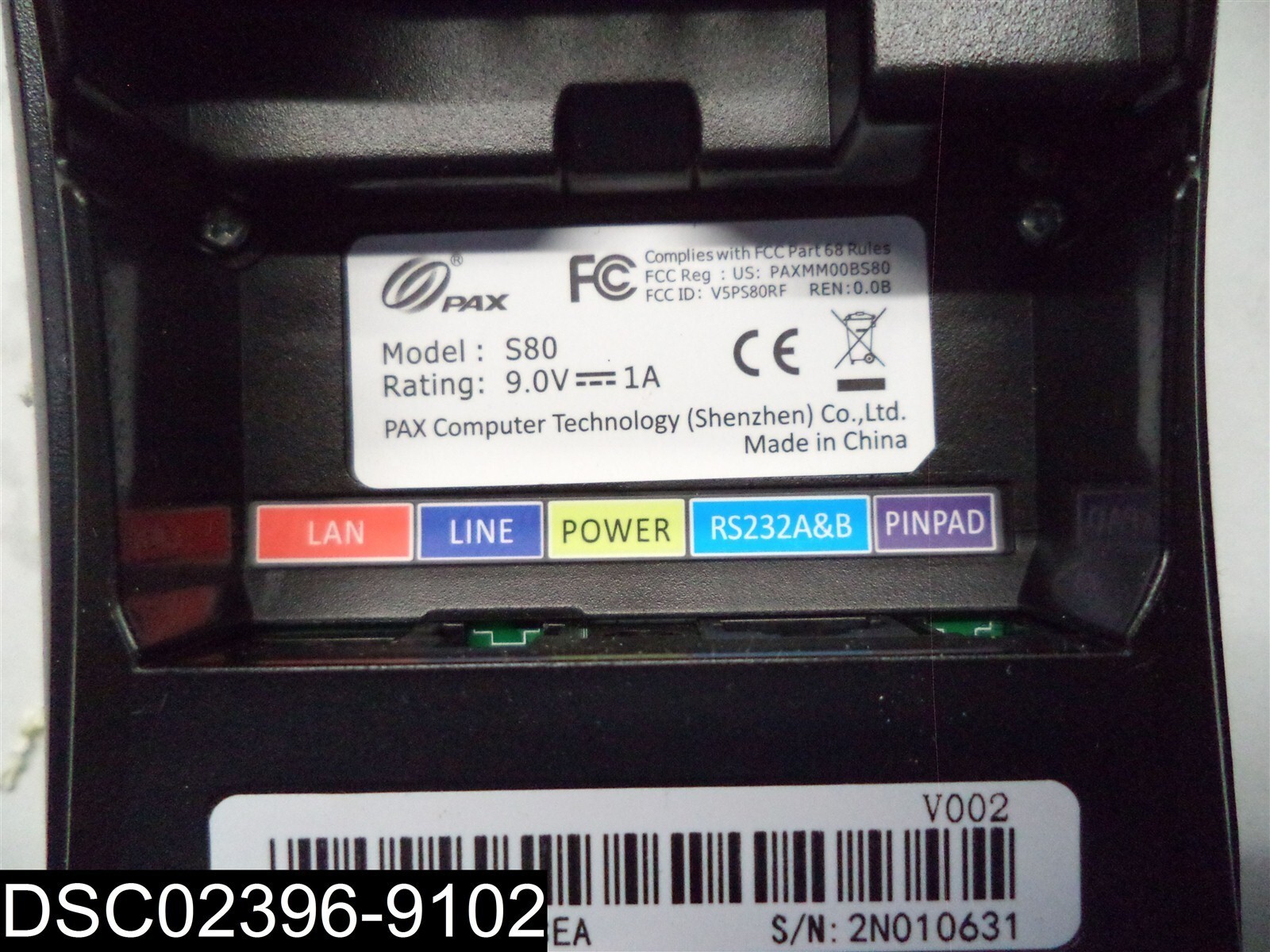 SCRATCHED: M252-103-03-NAA-3 Verifone VX520 Dial Up Terminal- Model