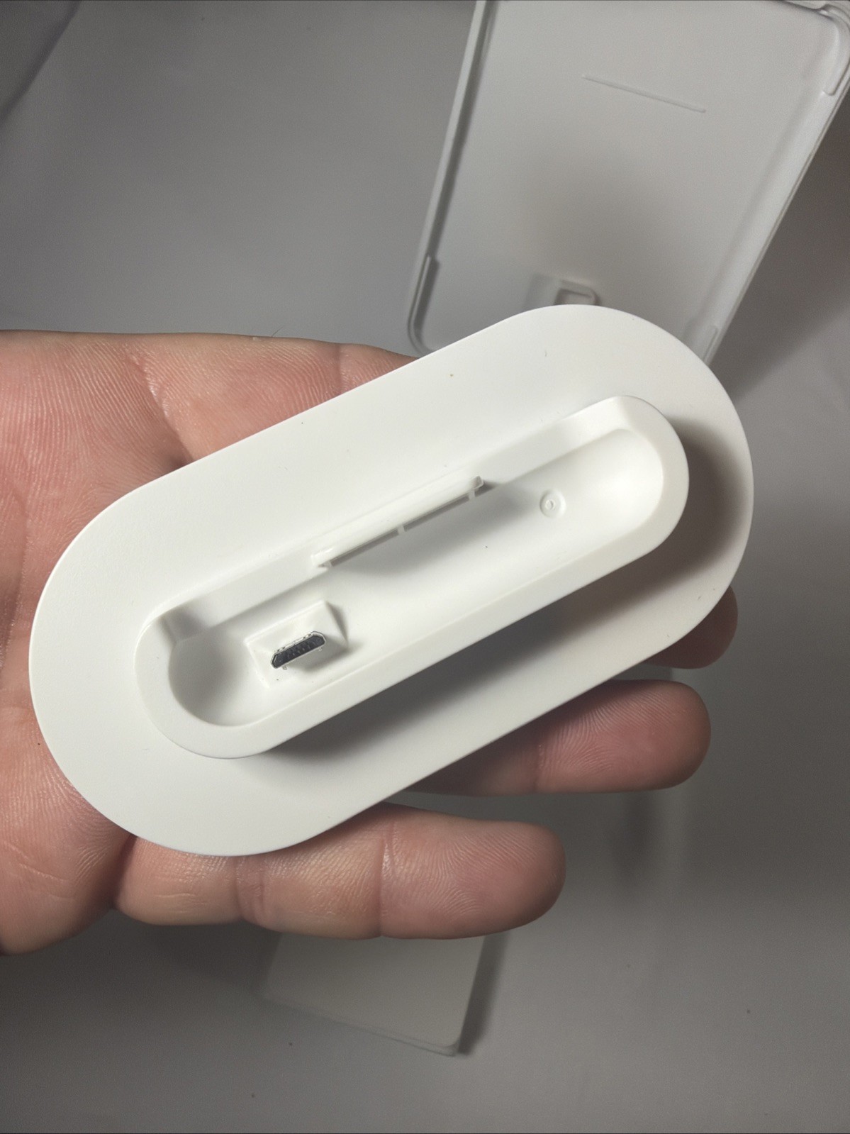 Shopify Chip And Swipe Card Reader Base Case White Point Of Sale POS No USB Cord