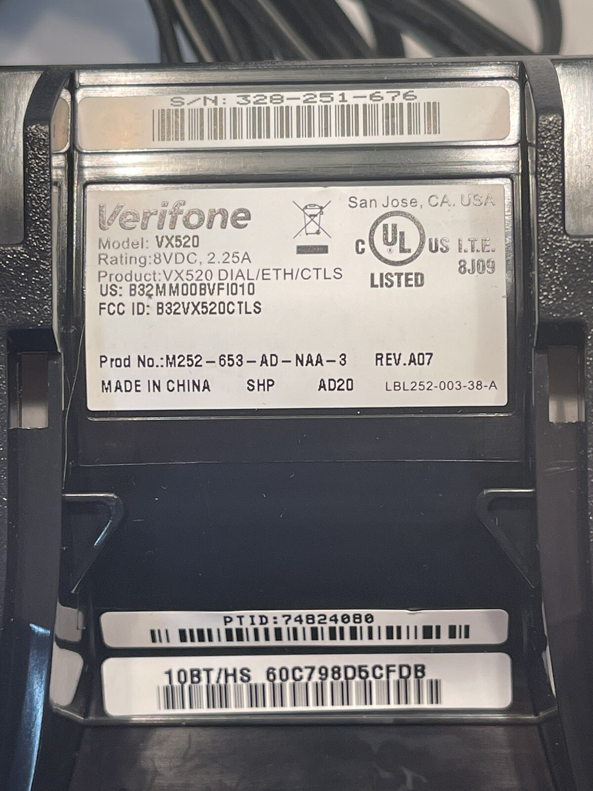 Verifone VX 520 Credit Card Reader Terminal M252-653-AD-NAA-3 Preowned