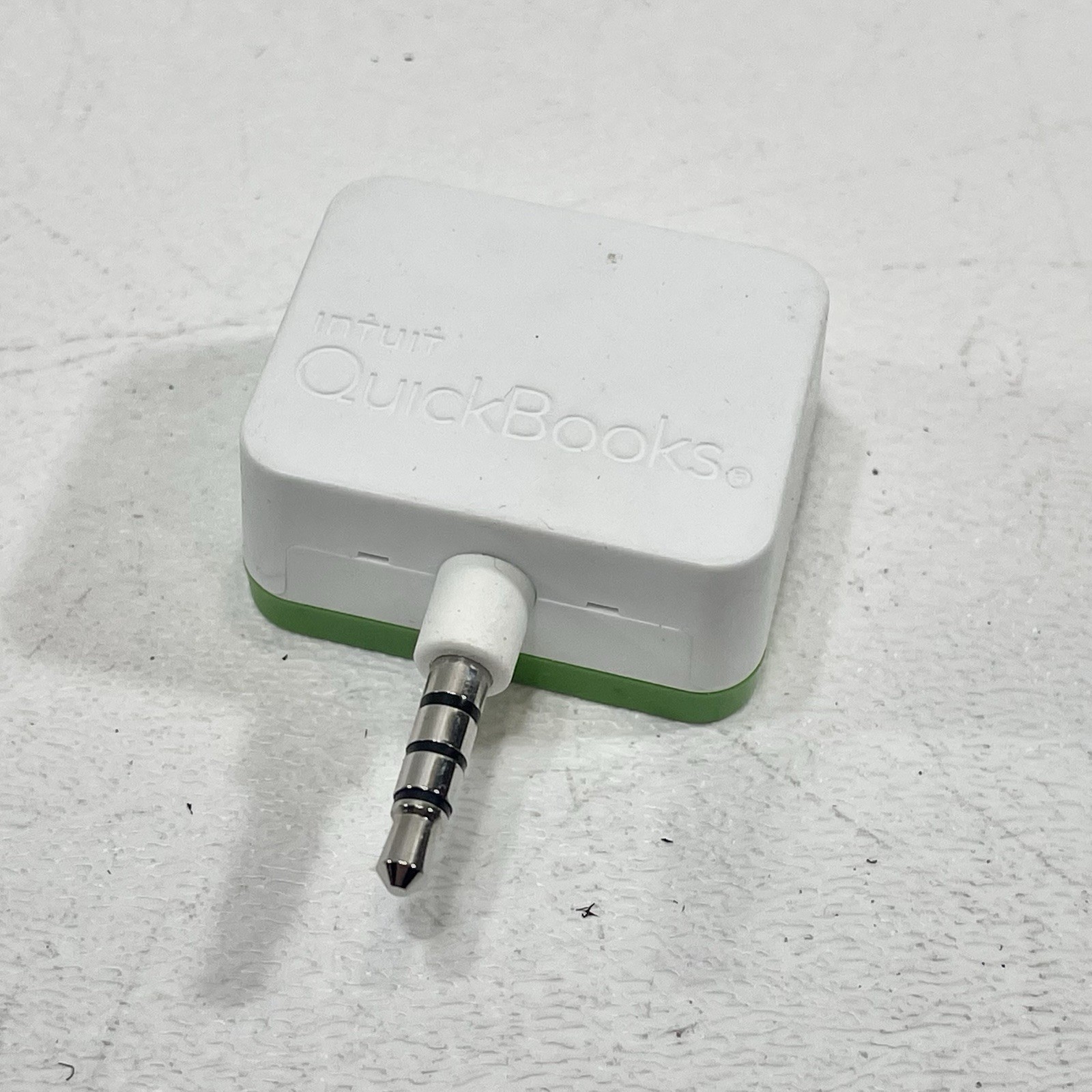 *Nice* Intuit Credit Debit EMV Swipe Card Reader Quickbooks 3.5mm Jack GoPayment