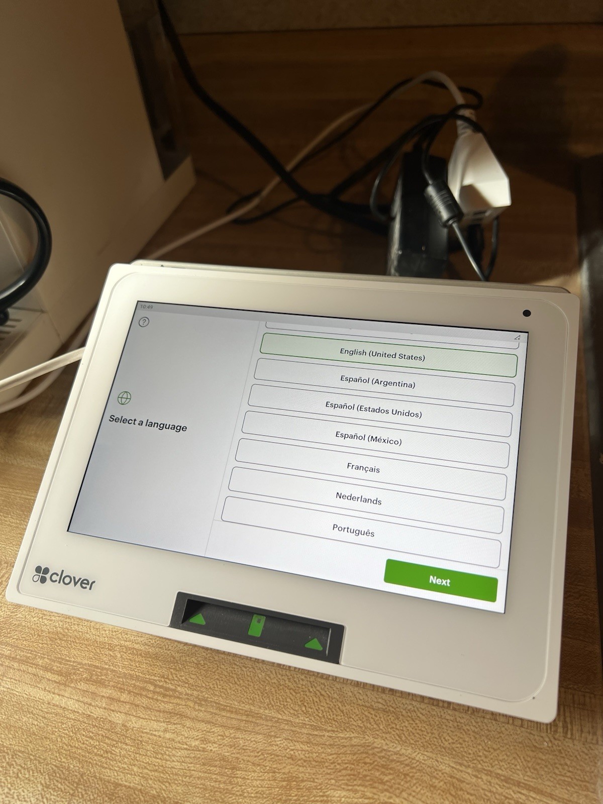 Clover Mini C305 POS System and Credit Card Terminal With Power Cabels