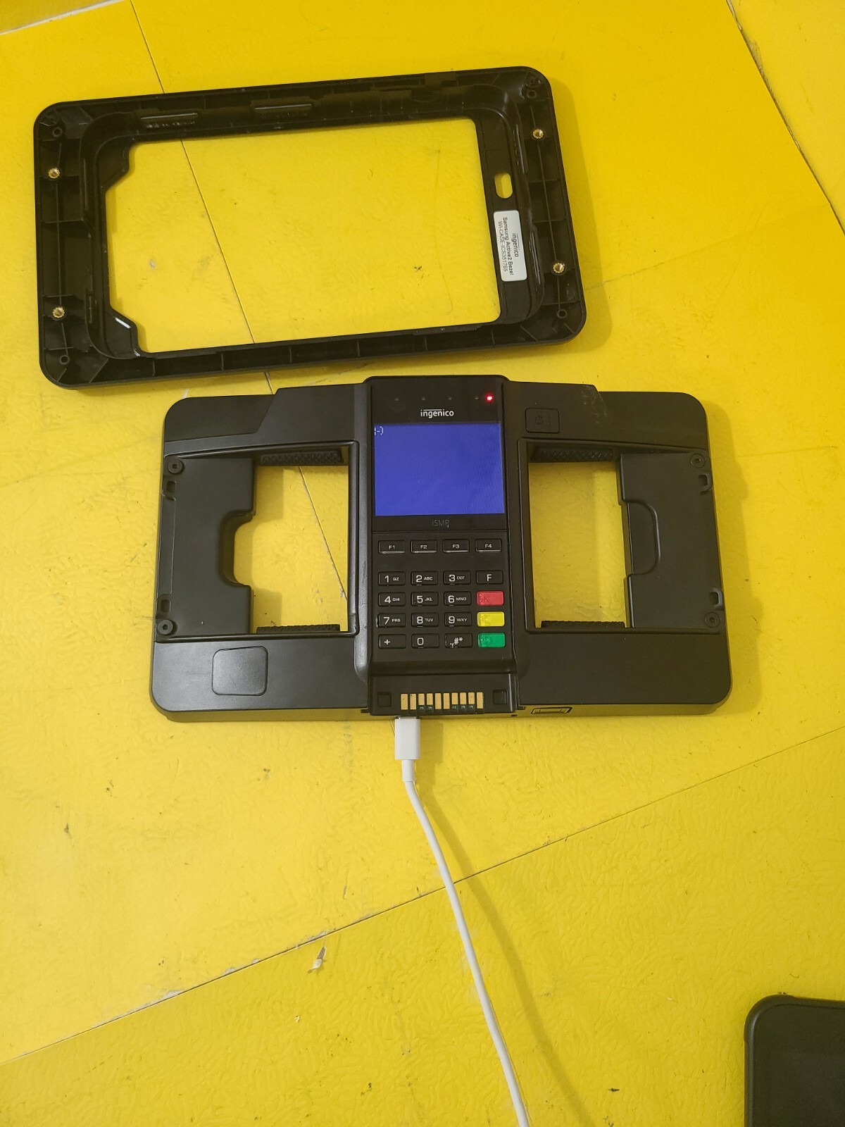 Ingenico ismp4 POS terminal with Battery, Stand and Cable