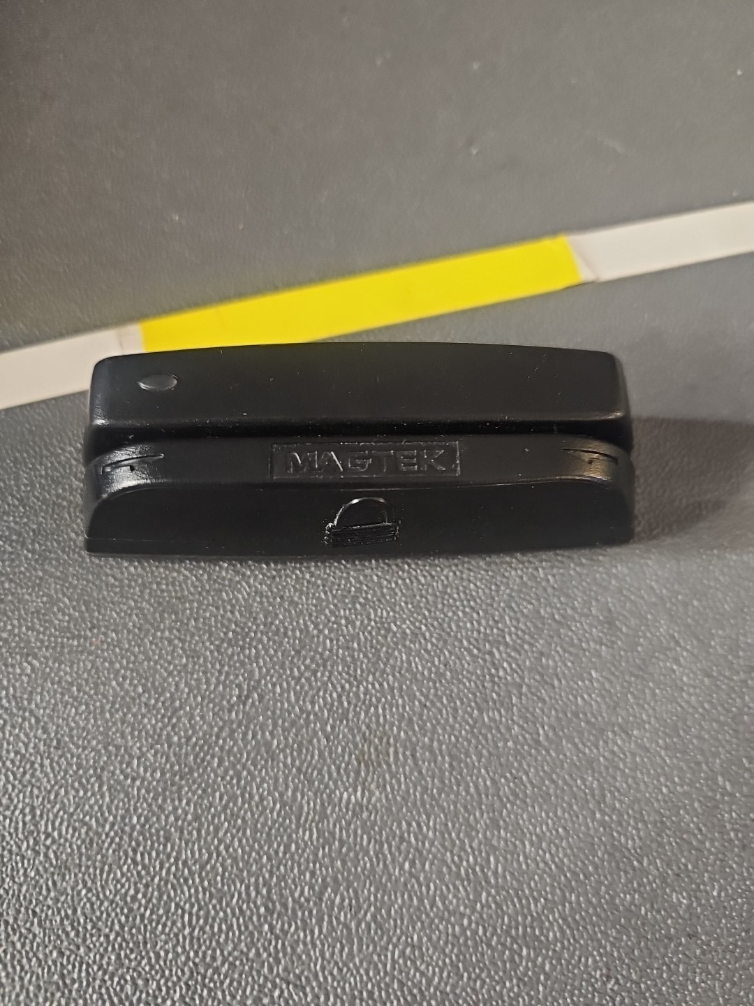 (1)Magtek 21073062 Dynamag Bi-Directional USB Card Reader