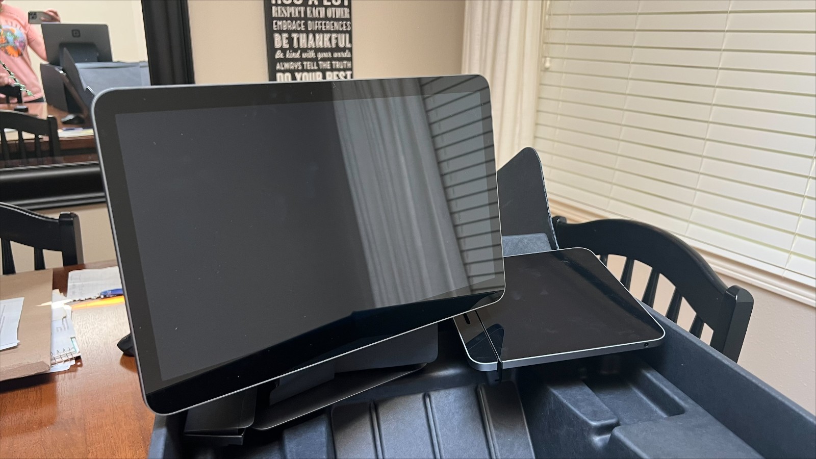 Square Register POS System SPS1-01 with Customer Display SPS4-01 – Barely Used