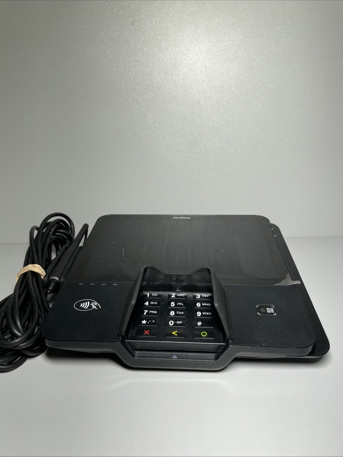 Verifone M440 Multilane Credit Card Terminal, 8″ Display M379-122-20-WWA-5