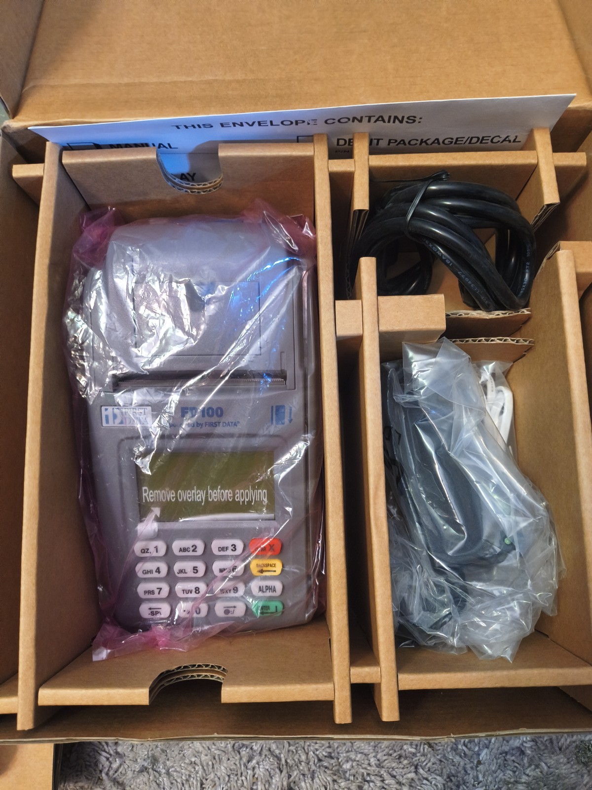 Brand New First Data FD-100 Credit Debit Card Terminal POS 001078064