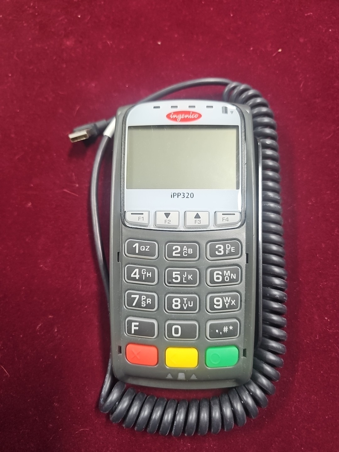 1ngenico iPP320 With Cable
