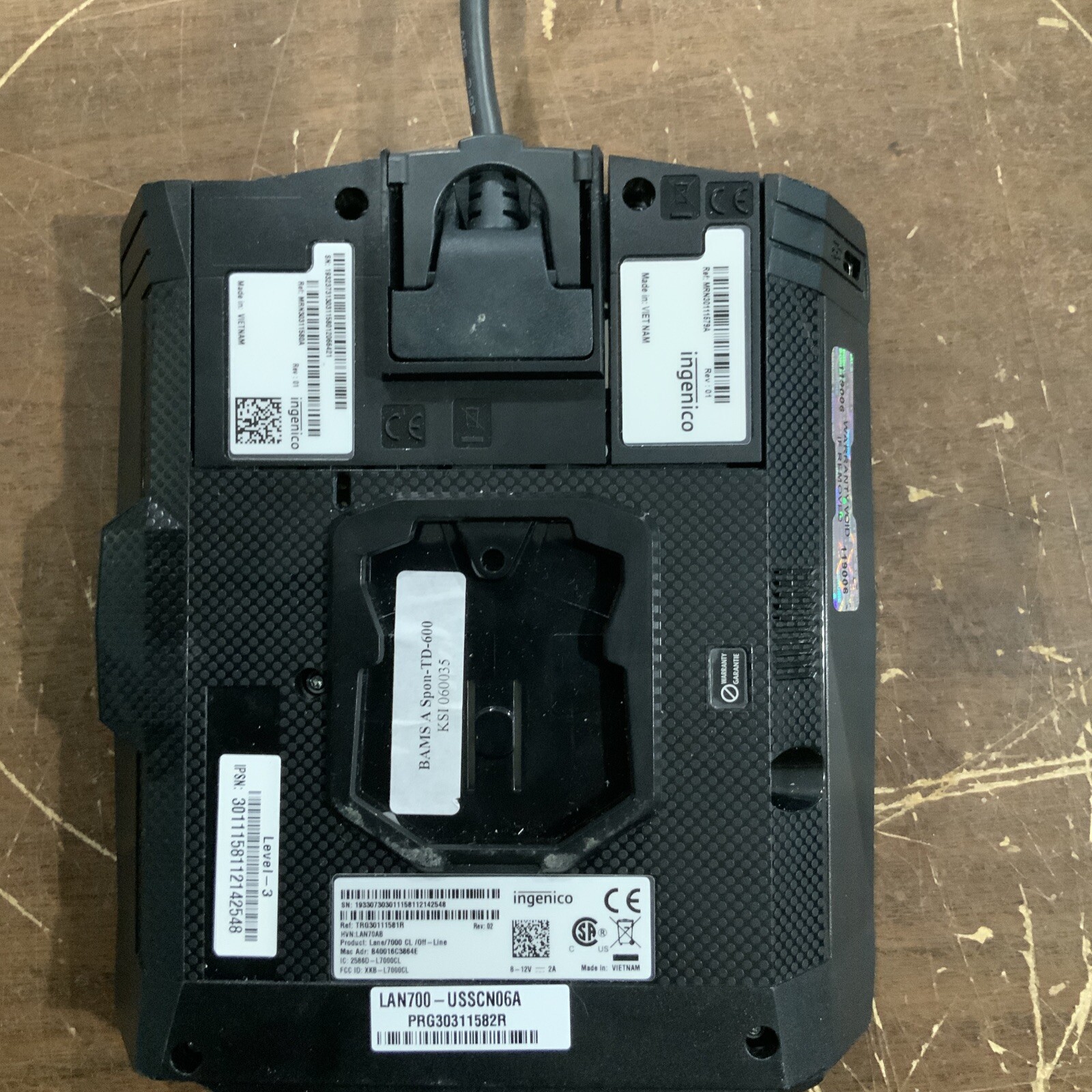 Ingenico Lane 700 Credit Card Terminal With Cords, No Stylus
