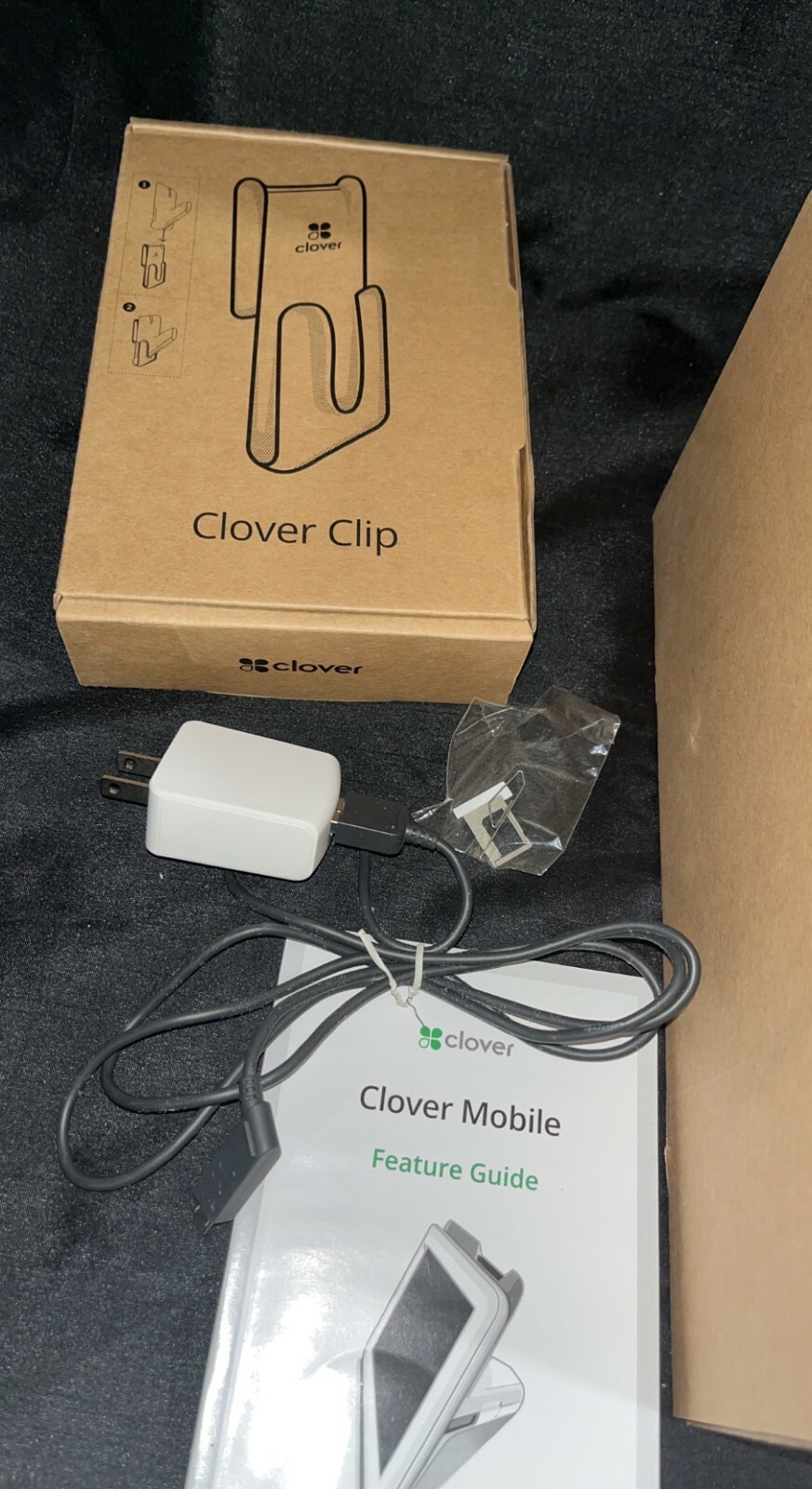 Clover C201 Network Mobile 3G with Clover Clip