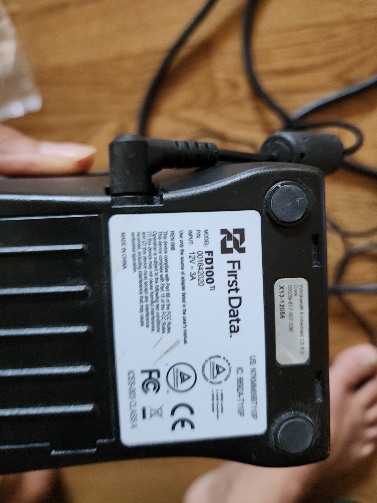 First Data FD100 TI Credit Card Machine