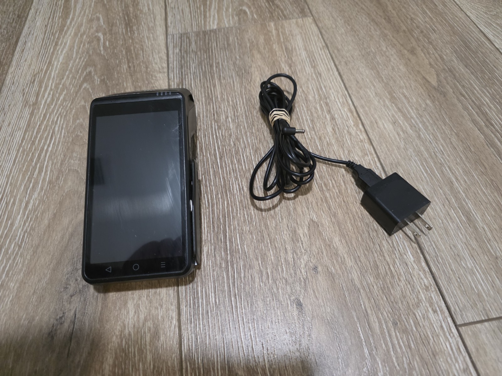 DEJAVOO QD2 WIRELESS TERMINAL (4G + WIFI) “UNLOCKED” USED