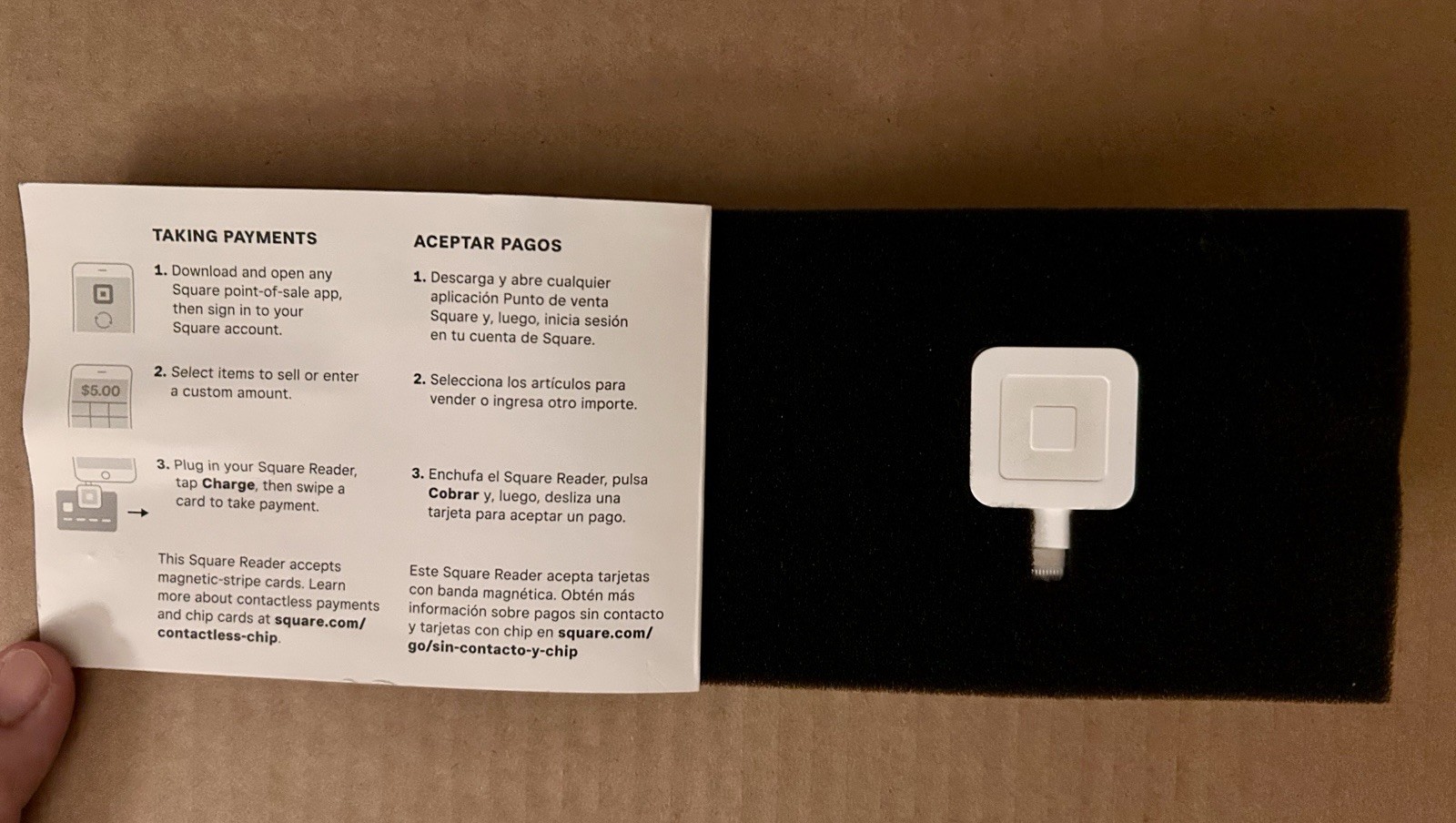 Square Reader For Magstripe Credit Card Scanner Lightning Connector iPhone iPad