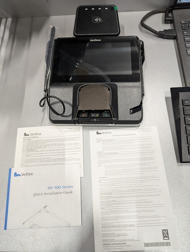 VeriFone MX 925 PCI 4.x 7″ Touchscreen Terminal – External CTLS Installed New