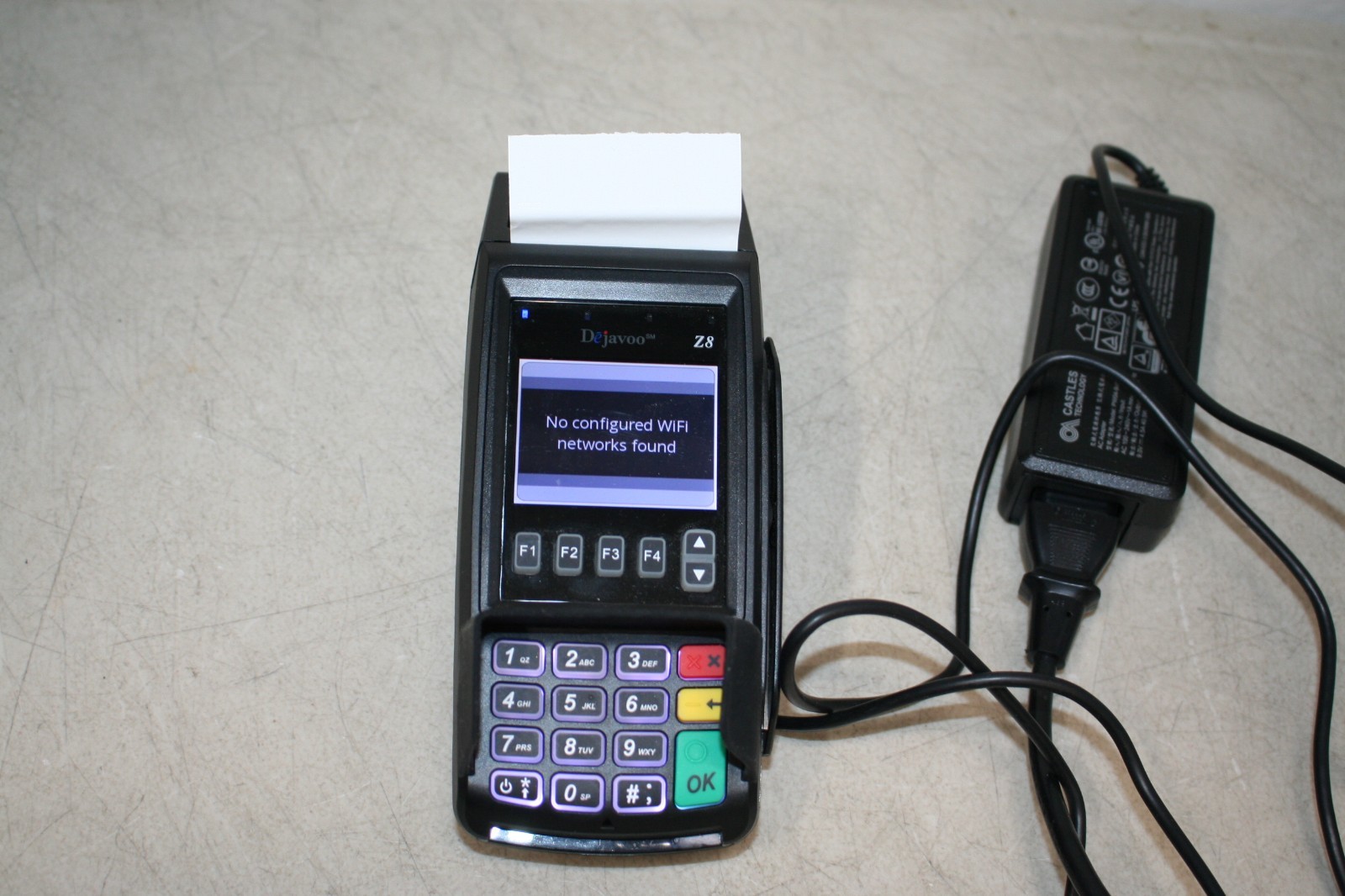 DEJAVOO Z8 – VEGA3000 Credit Card Payment Terminal Powers On- Untested