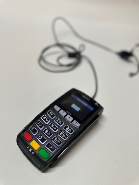 Ingenico iPP350-31T3154A USB Credit/Debit/Chip Card Reader Payment Terminal