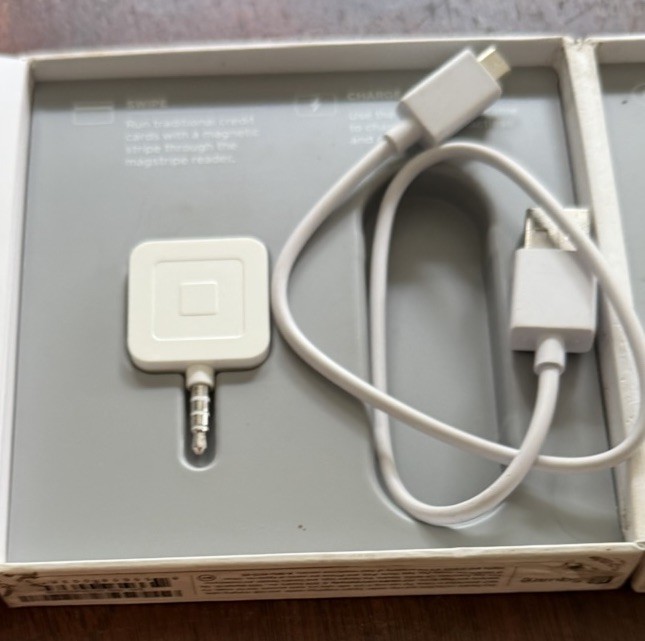 Square Contactless & Chip Reader A-SKU-0113-03 w/ Box Cable Untested AS-IS