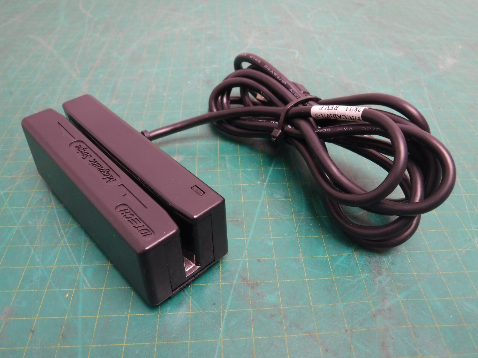 ID Tech IDMB-334112B USB Magnetic Strip Reader Black TESTED WORKING