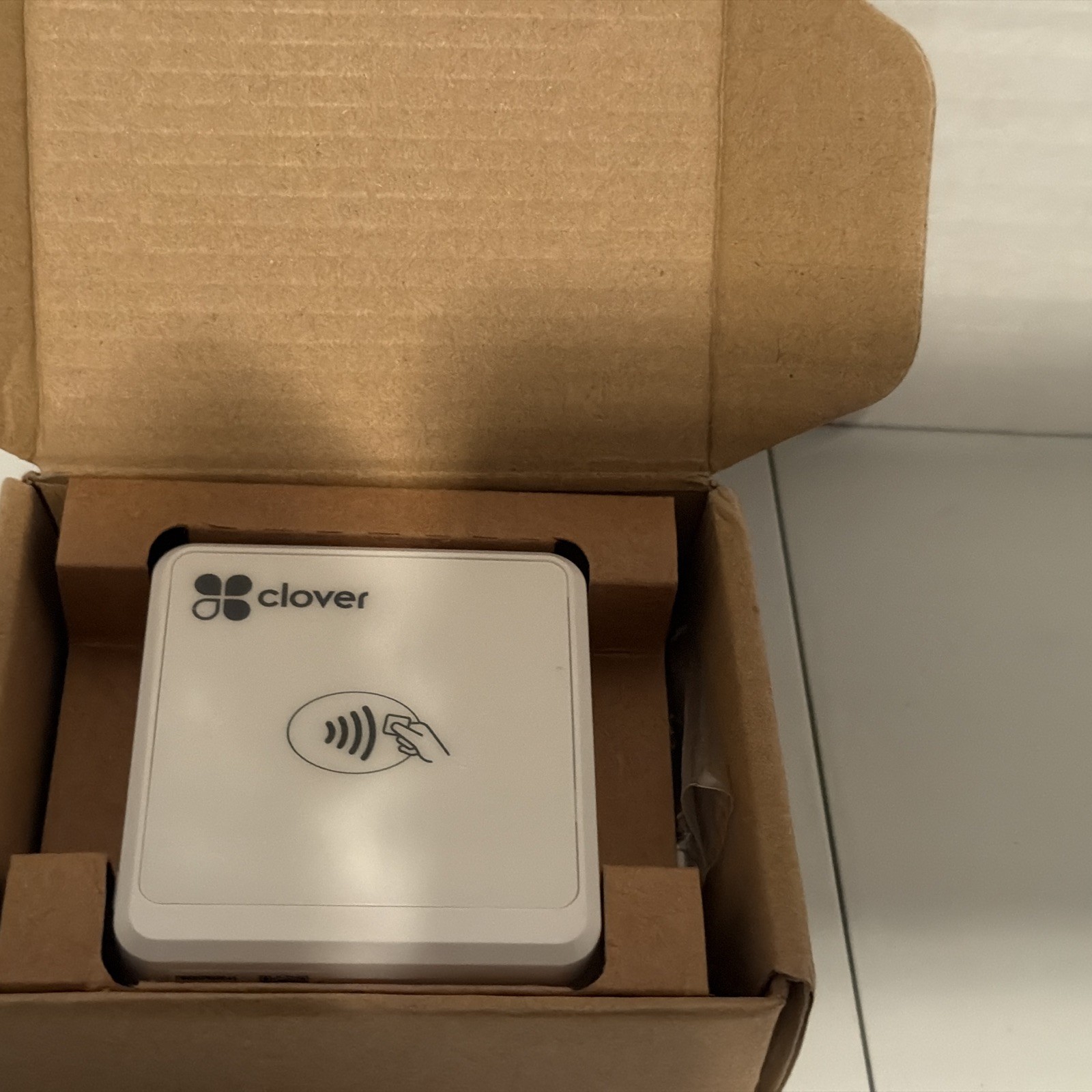 Clover RP457ACard Reader & Charging Cord