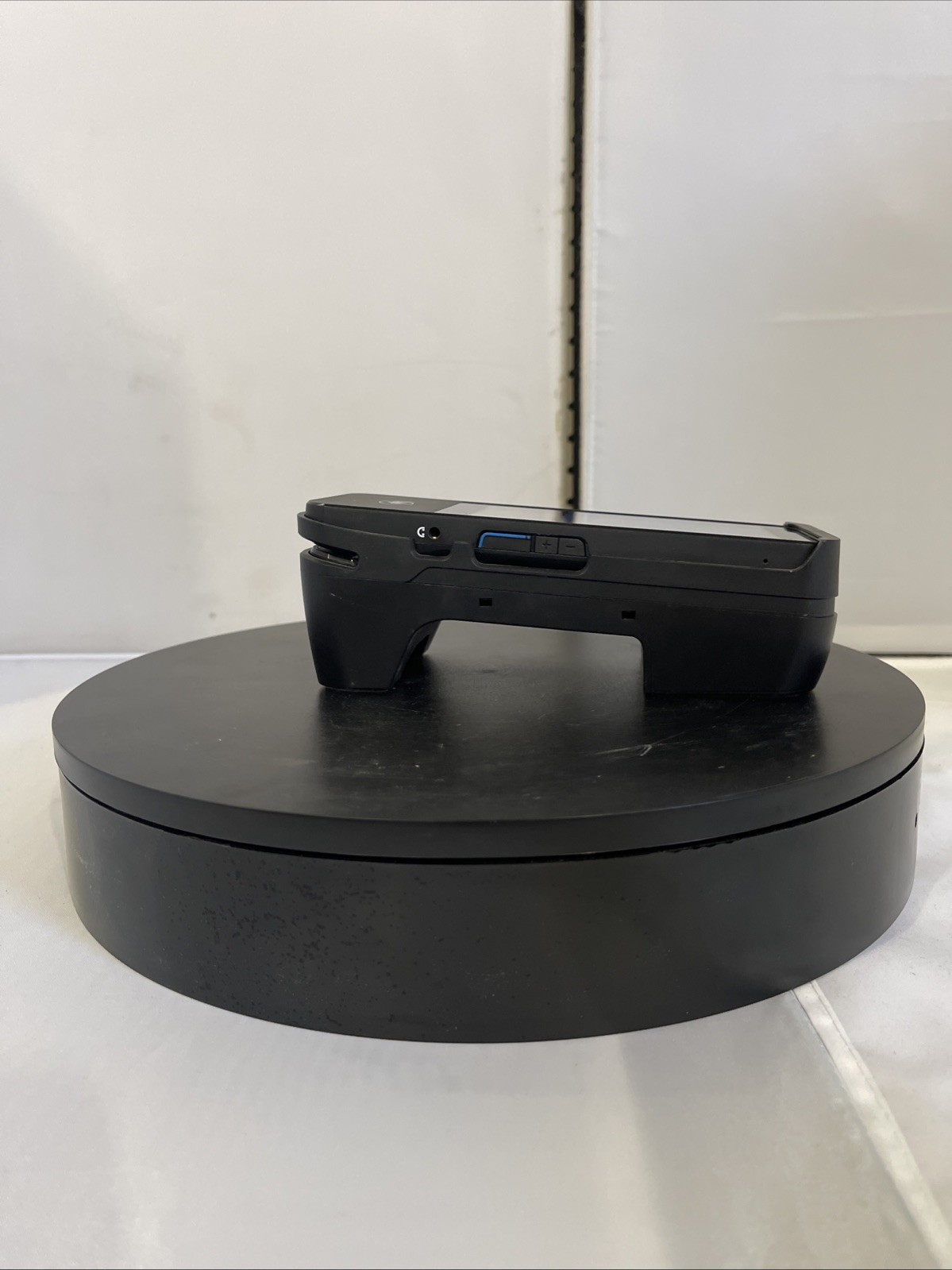 SumUp Solo Smart Card Reader Payment Terminal Touchscreen W/Charging Stand