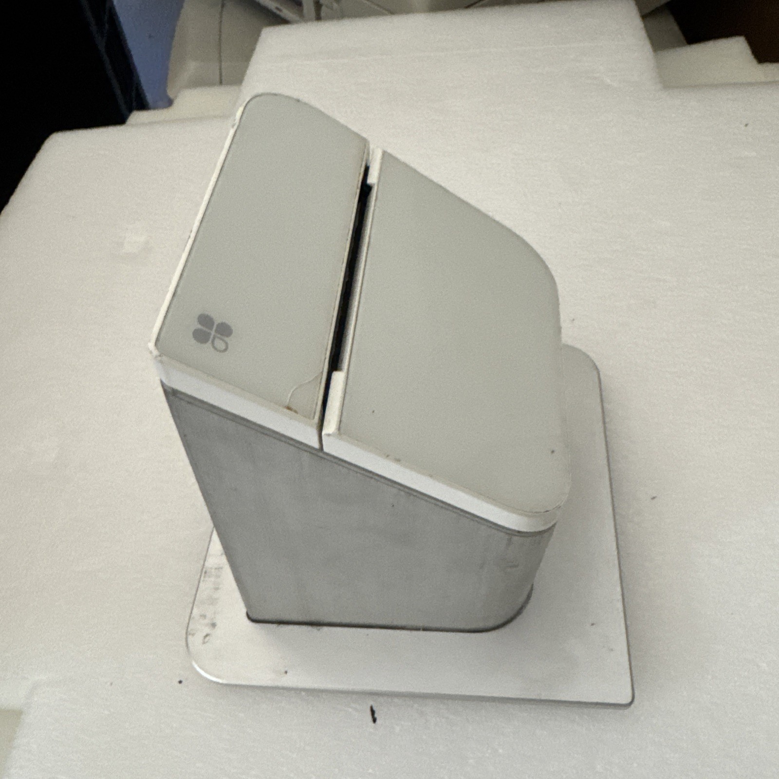 As Is.Clover Station High-Speed Receipt Printer (MODEL:P100) *No Power adapter*