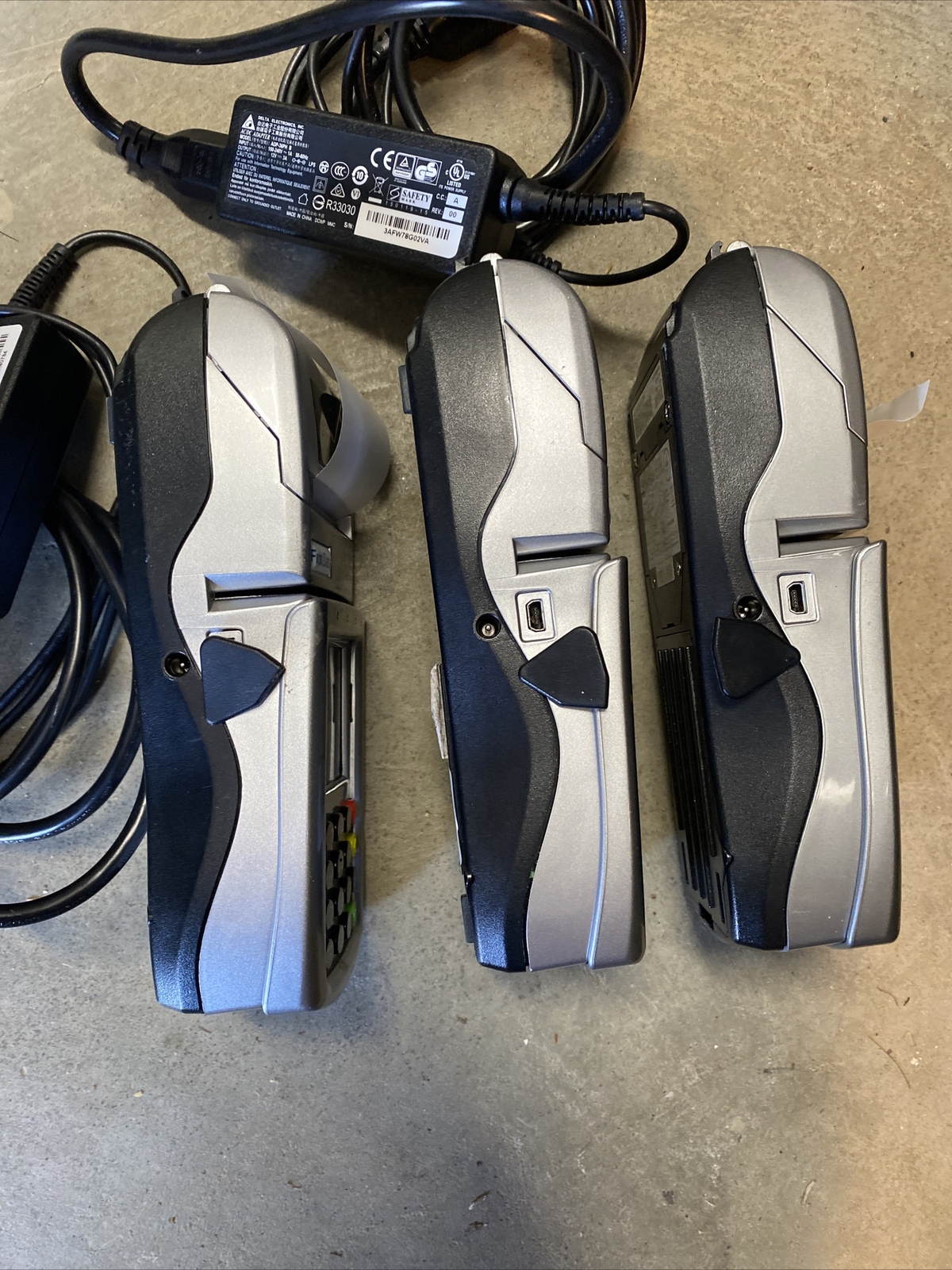 3 First Data FD-400GT Wireless Terminal Credit Card Machines with 2 Power Cords