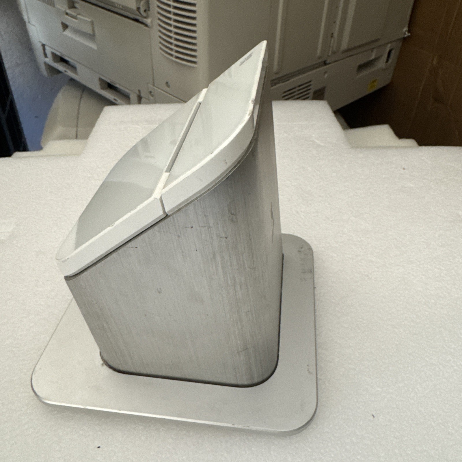 As Is.Clover Station High-Speed Receipt Printer (MODEL:P100) *No Power adapter*