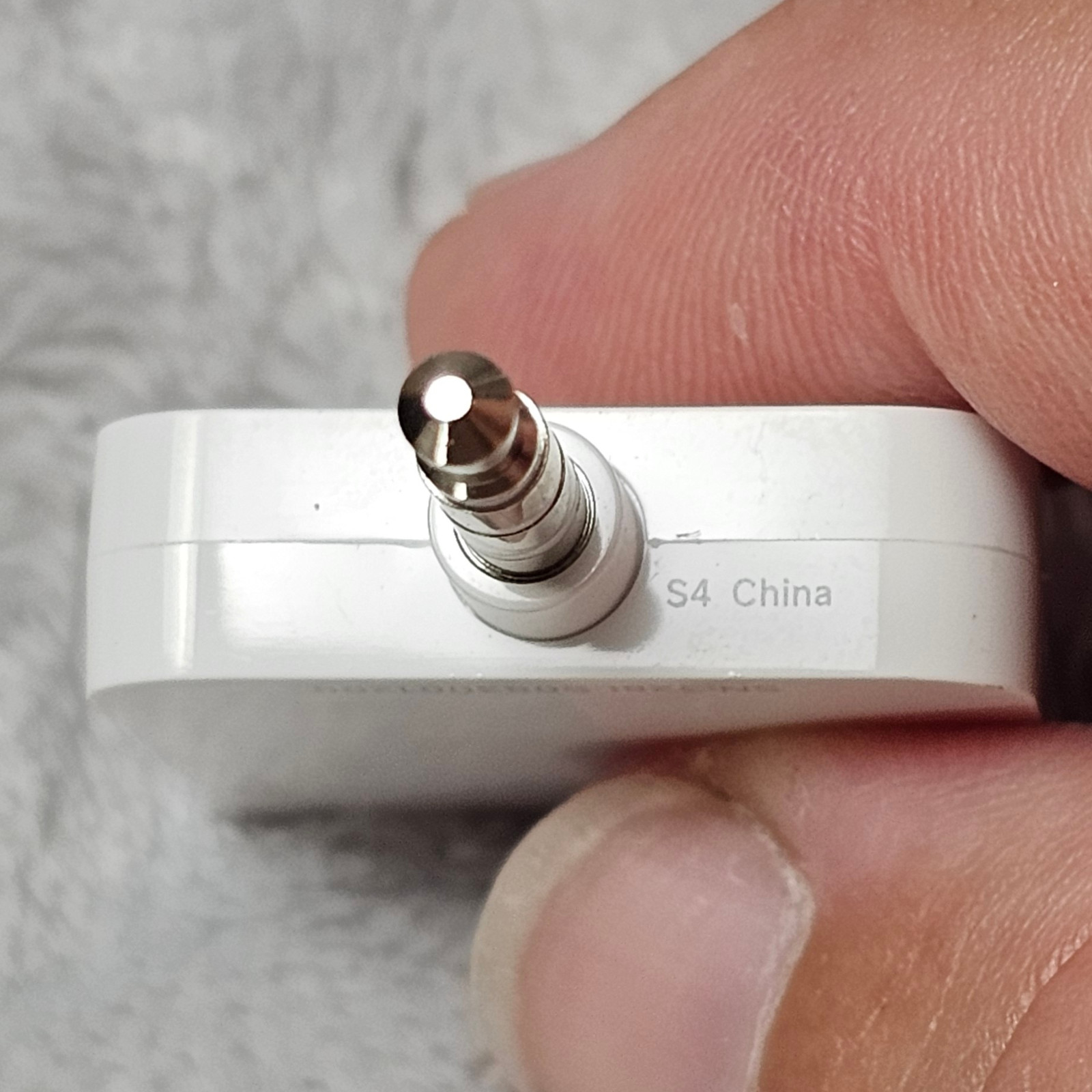 Square Magstripe Credit Card Reader Headphone Jack 3.5mm White Untested S4