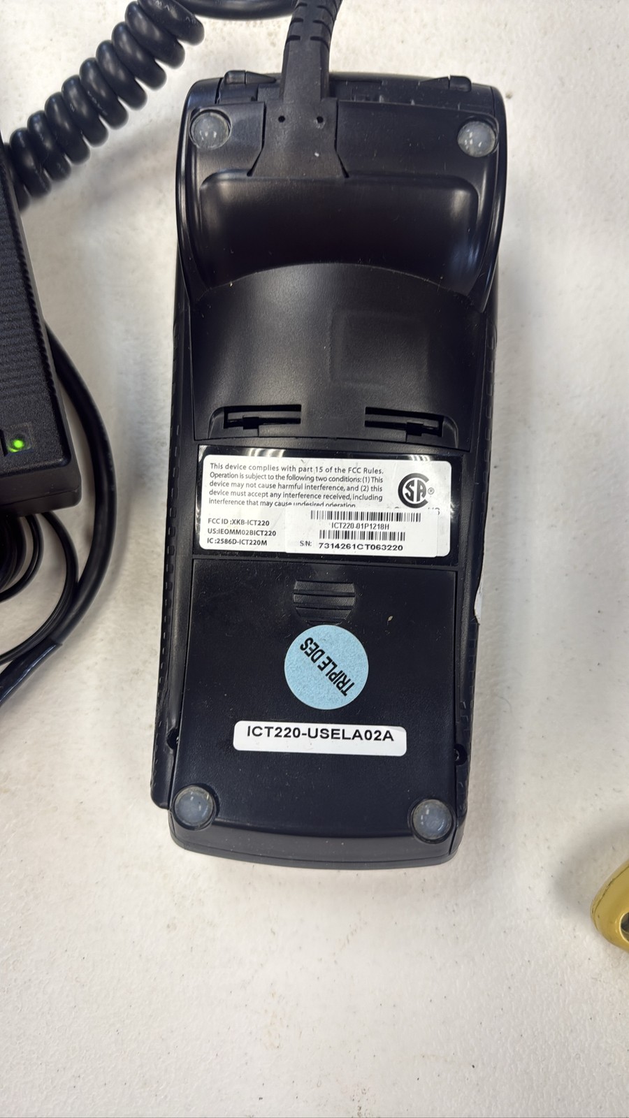 Ingenico ICT220 Credit Card Terminal w/ Power Supply *See Photos*