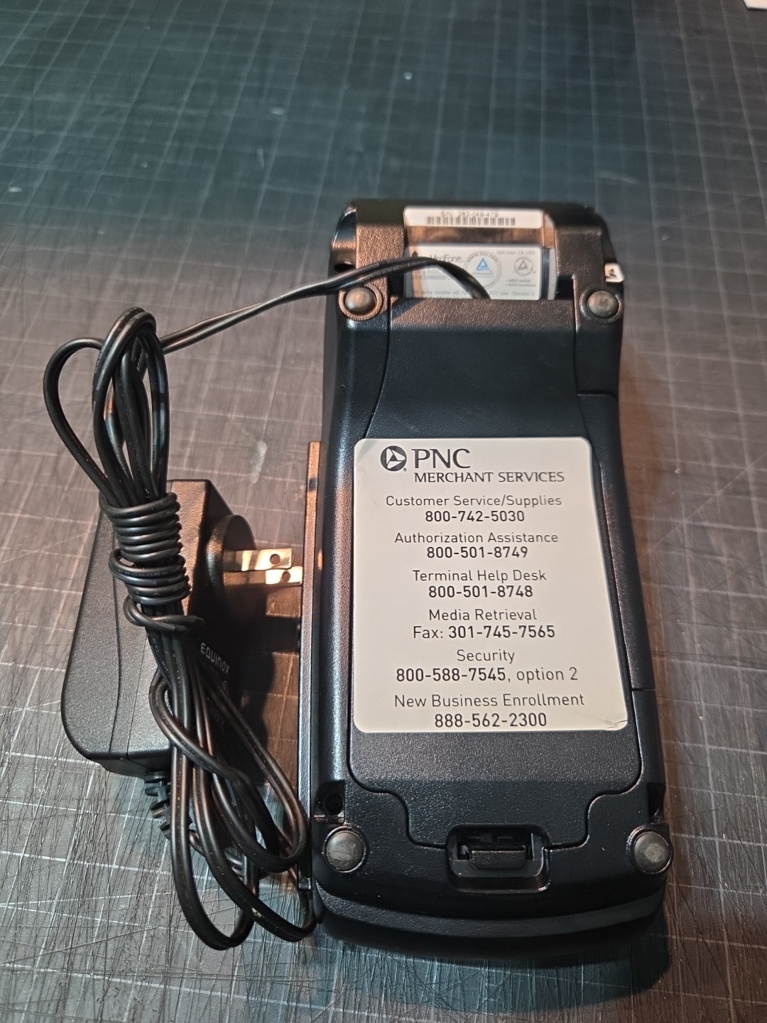 First Data FD55 Verifone Credit Card Terminal w/ Power