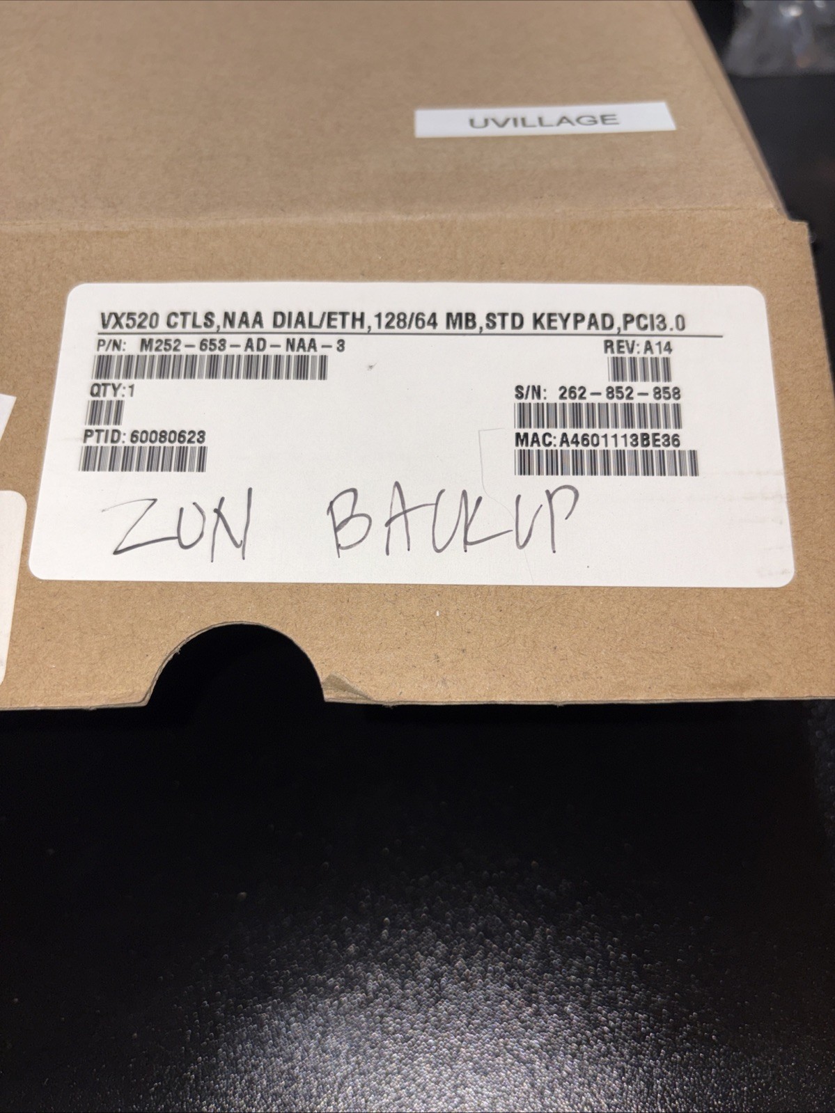 VeriFone VX 520 CTLS M252-653-AD-NAA-3